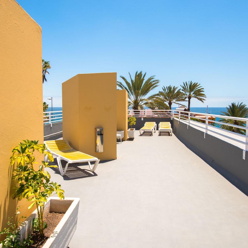 Apartamentos Karina Πλάγια ντελ Ινγκλές Εξωτερικό φωτογραφία