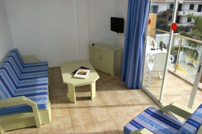 Apartamentos Karina Πλάγια ντελ Ινγκλές Εξωτερικό φωτογραφία